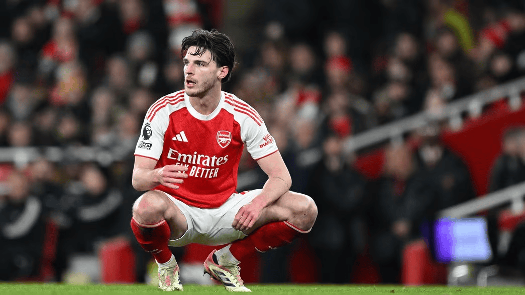 阿斯顿维拉今夜官宣签约，志在欧超杯名次提升，管理层满意，训练强度明显提升的简单介绍